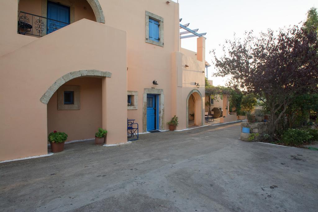 Abramis Studios Mitáta Extérieur photo